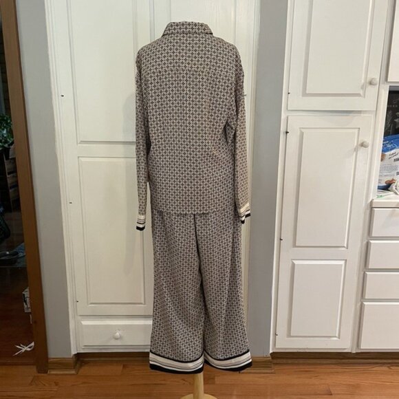 Abercrombie Fitch 2 Piece Top And Pants Top Oversized Small Pants  Medium NWT - Picture 7 of 16